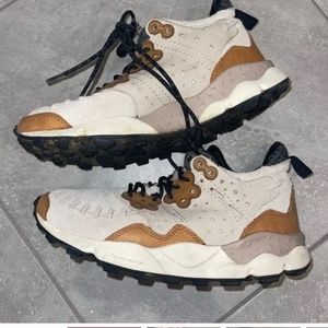 Flower Mountain Mustard Walnut Sneakers